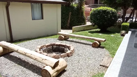 ANC Capivari - 400m do Parque Capivari Отели рядом с достопримечательностью «Casa - Chalé Condomínio Estância das Águas Claras»