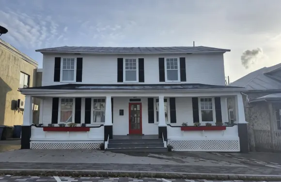 樂舒旅館阿莫斯