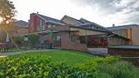 Qurtuba Hotel and Spa Hotels in Lethabong