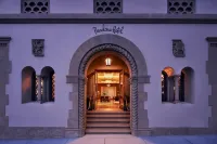 파사데나 호텔 & 풀