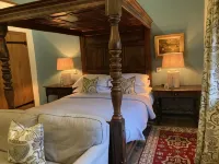Old Downton Lodge Hotels in Buckton and Coxall