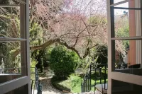 Hotel de Maître de Vaughan Hotels near Botanique