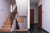 Le Premier Inn -with Swimming Pool Hotels in Periyamudaliyar Chavadi
