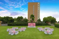 Lemon Tree Hotel, Sector 68, Sohna Road, Gurugram Các khách sạn ở Gurgaon