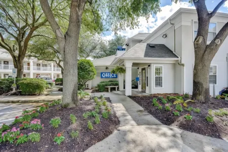 Studio 6 Houston, TX - Hobby South Отели рядом с достопримечательностью «Космический центр в Хьюстоне»