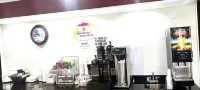 Super 8 by Wyndham Dothan - 朝食