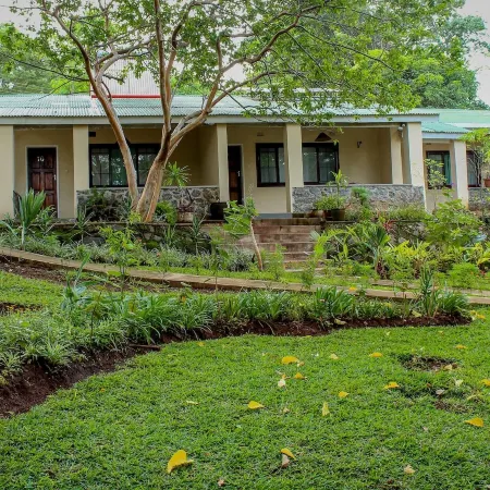 Villa 33