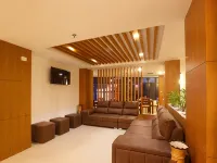 Laimar Suites Hotels near CUSAT