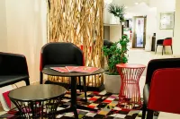 Hôtel le Père Léon Hotels in Toulouse