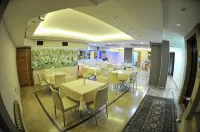 İZMİR OTEL KABAÇAM - ペット同伴可