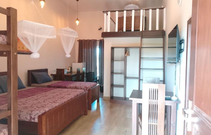 TRANSIT STUDIO KATUNAYAKE