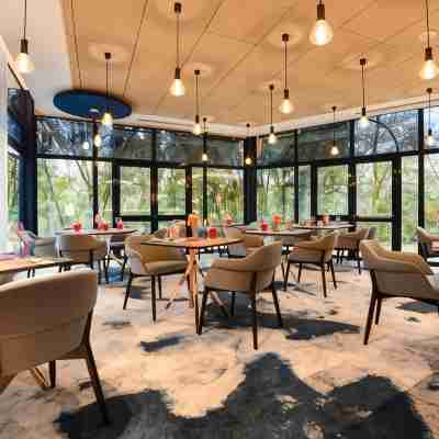 Novotel la Rochelle Centre Dining/Meeting Rooms