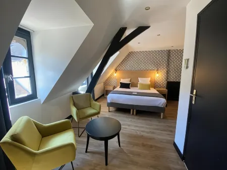 Kyriad Chalon Sur Saone Centre Отели в г. Шамфоржёй