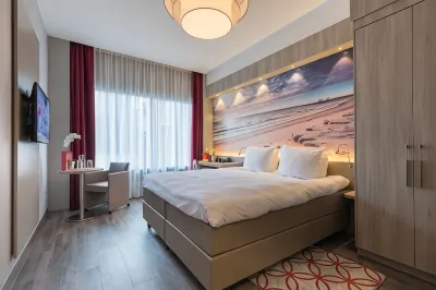 Ramada by Wyndham the Hague Scheveningen Hotels in der Nähe von Pathé Scheveningen