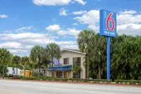 Motel 6 Fort Lauderdale, FL Hotel a Fort Lauderdale