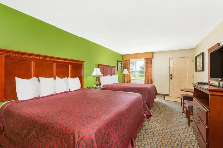 Days Inn & Suites by Wyndham Wichita