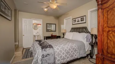 GMU & Courthouse Suite Hotels near Trader Joe's
