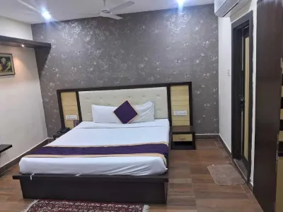 Hotel Shreya Hotels near KITSW SHANTHAN POPU AND SERVICES