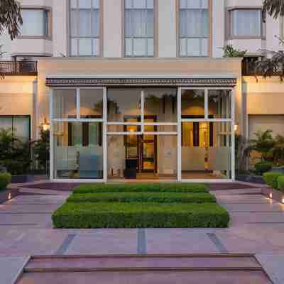Lemon Tree Premier 2, Gurugram Hotel Exterior
