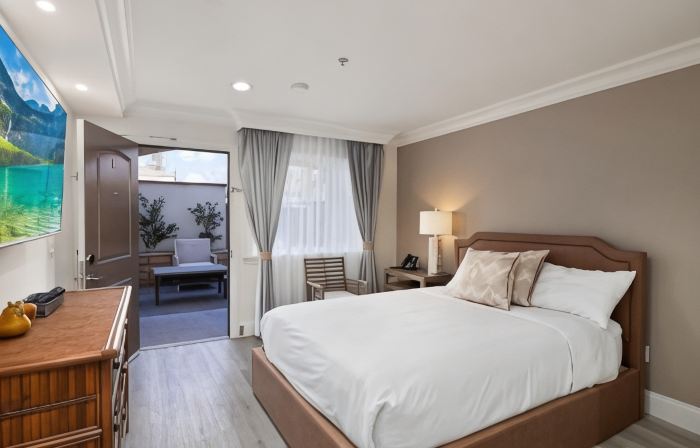 Hotel Huntington