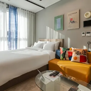 Radiant Nampo Hotel