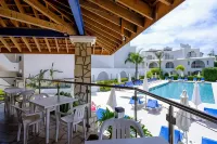 Pandream Hotel Apartments - Pool
