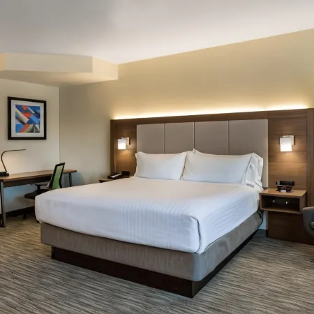 Holiday Inn Express & Suites OROVILLE LAKE by IHG