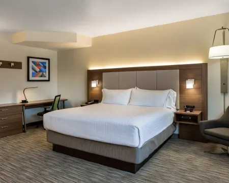 Holiday Inn Express & Suites OROVILLE LAKE by IHG Hotels in Oroville