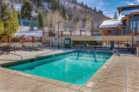 Lodges at Deer Valley