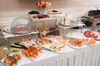 Discovery Hotel - sarapan