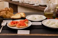 ル マルヴェ ケイブ リトリート - 朝食