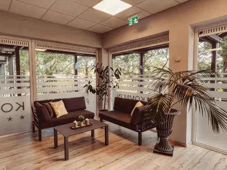 Komm' in Hotel Отели в г. Мехерних