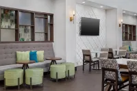 阿林頓北娛樂區歡朋套房酒店達拉斯 - 早餐