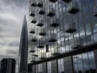 Lahta Plaza - Condos