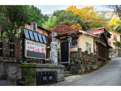Komiya Ryokan Hotel in zona Satoji