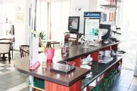 Elizeu Hotel