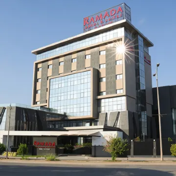 فندق وأجنحة رامادا باي ويندام أربيل 32 بارك Hotels near Ankawa Park