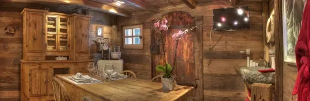 Hôtel les Chalets de Philippe Avec Jacuzzis Privatifs Отели рядом с достопримечательностью «SKIMIUM AIGUILLE DU MIDI»