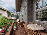 Spacious Custom Home with Scenic Deck and Shuttle Access - Delightful Retreat Hotels in Red Cliff