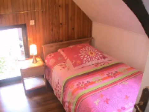 Gite de Kerberso à Pléhédel โรงแรมใน