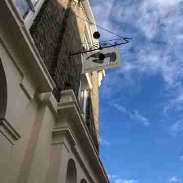 Peregrine House Hotel Exterior