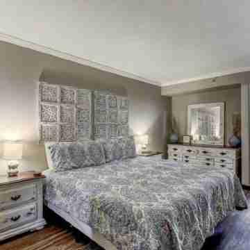 Beautiful Oceanfront condo in Myrtle Beach Rooms