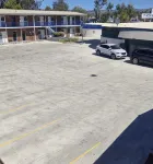 Twin City Motor Inn - parking