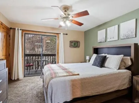 Our Happy Place - A Cozy Mountain Getaway That’s Minutes To World Class Skiing