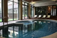 Best Western Plus Olives City Hotel - piscina