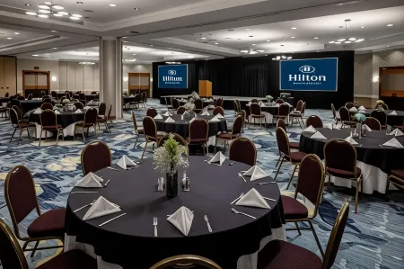 Hilton Austin Airport