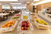 Golden Avenida Family Suites 4 Sup - شرفة