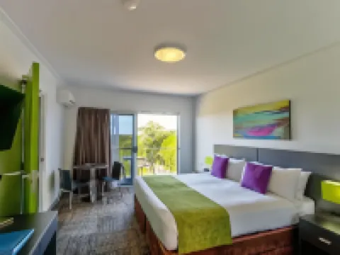 Mackay Oceanside Central Hotel Official Hotels in Mackay