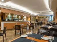 هوتل أجومار أتوشا Hotels near رِتيرو