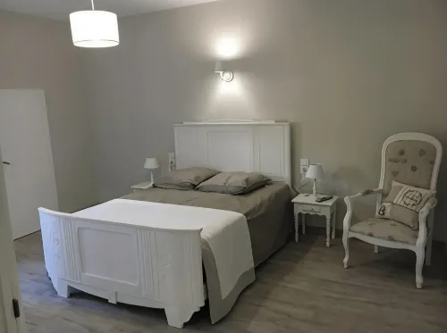 Gite for 6 to 8 people, all renovated with Jacuzzi, 20 minutes from puy du fou